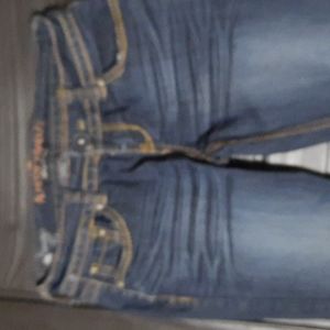 Almost Famous Dark wash jeans size 3 waist 30 inseam